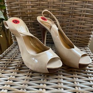 Jessica Simpson / Patent Leather Heels / Size 10